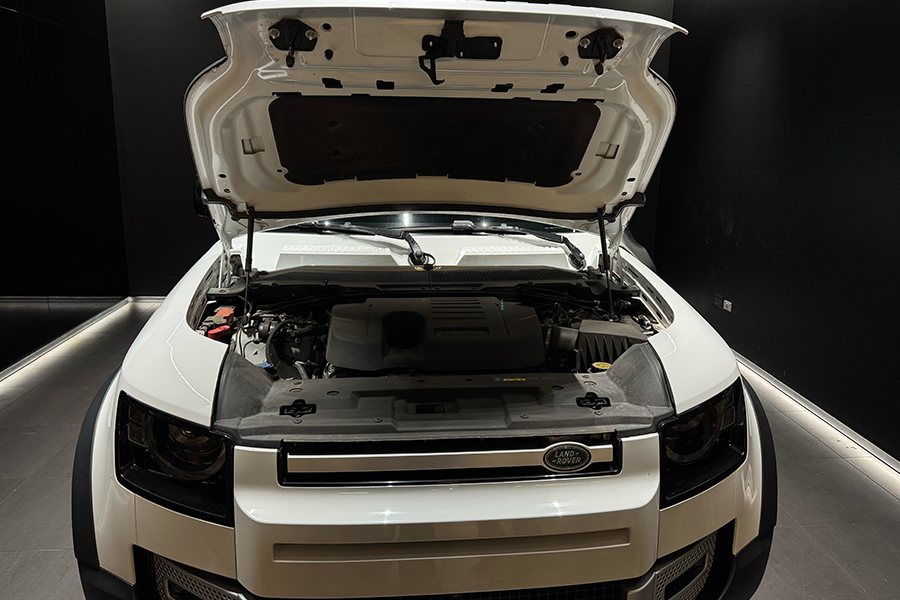 DEFENDER 110 P400 HSE 